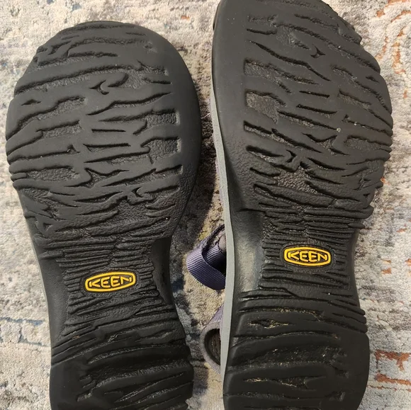 Women's Keen Rose Sandals Size 8 or 8.5 - Picture 4 of 6